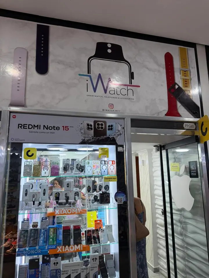 Local iWatch en el CC Paseo Estación Central, Maracay